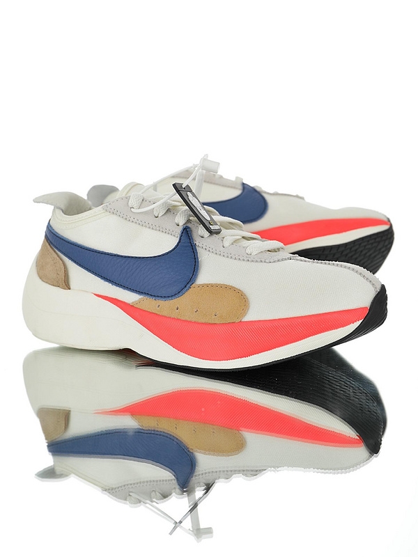 Nike Moon Racer QS 