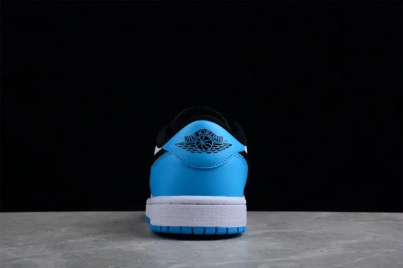 Nike Air Jordan 1 low CZ0790 104 