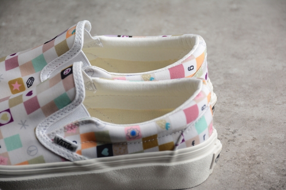 Vans Slip-On VN0A54FM018 