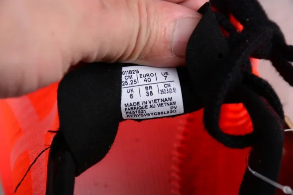 Asics Metaspeed Edge 1011B215-600 
