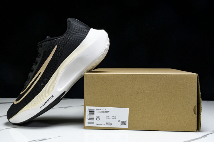 Nike Zoom Fly 5 DM8968 002