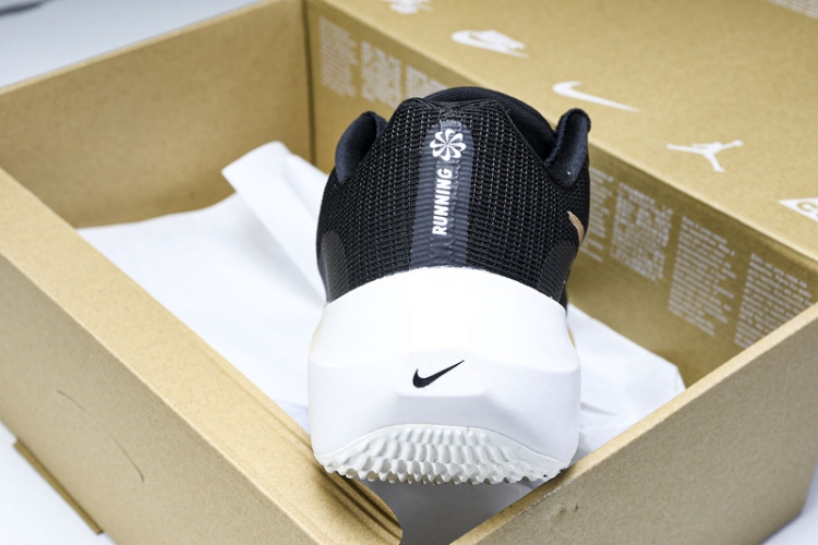 Nike Zoom Fly 5 DM8968 002