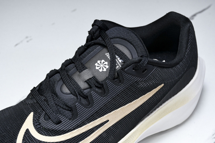 Nike Zoom Fly 5 DM8968 002