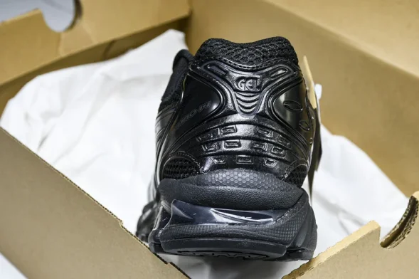 Asics Gel-Kayano 14 1201A019-001 