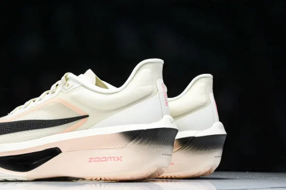 Nike Zoom Fly 6 Pale Ivory Crimson FN8455-102 