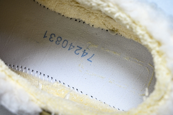 Asics Gel-Sonoma WT Teddy Fur 1203B036-100 