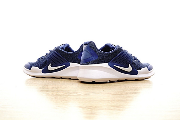  Nike Arrowz SE 902813-403