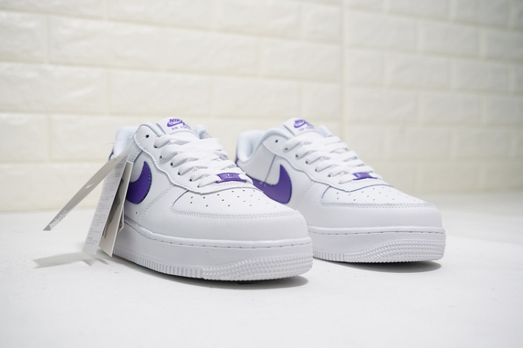 Nike Air Force 1 07 AQ3374-995