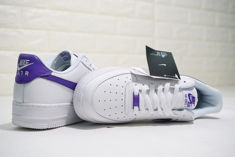 Nike Air Force 1 07 AQ3374-995