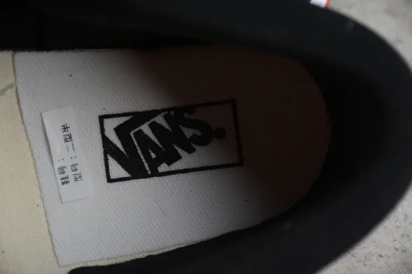 Vans Half Cab Steve Caballero VN000DZ3BLK  