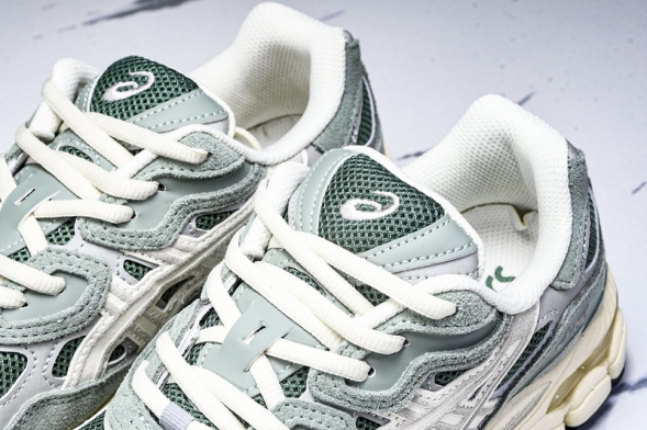 Asics Gel-NYC 1203A383-302 