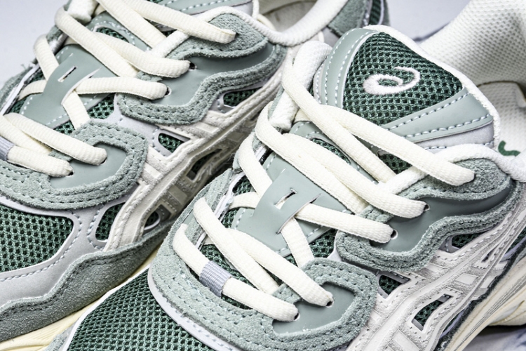 Asics Gel-NYC 1203A383-302