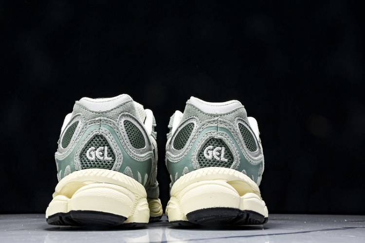 Asics Gel-NYC 1203A383-302