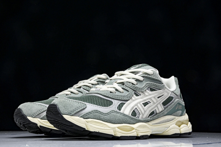 Asics Gel-NYC 1203A383-302