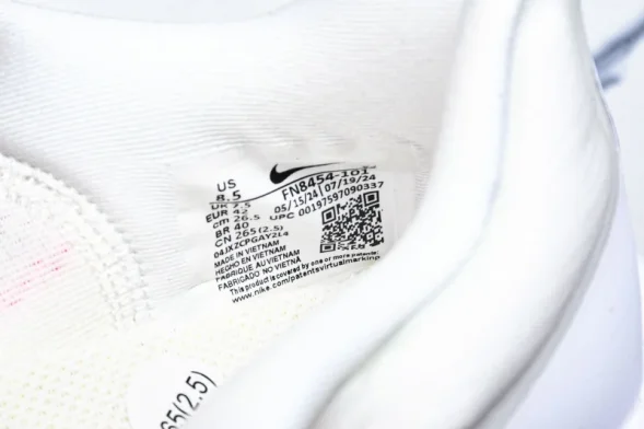 Nike Zoom Fly 6 FN8454 101 