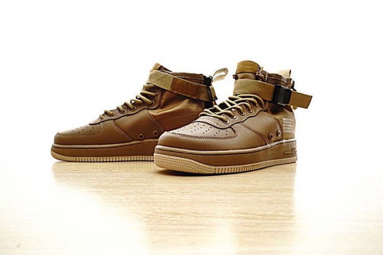 Nike SF Air Force 1 Mid QS  AA7345-200