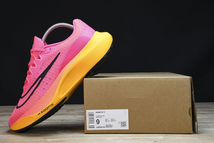 Nike Zoom Fly 5 DM8968-600