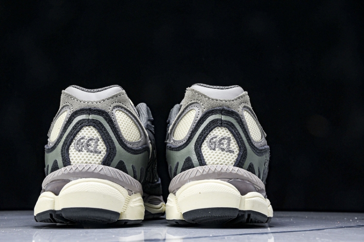 Asics Gel-NYC 1201A789-250