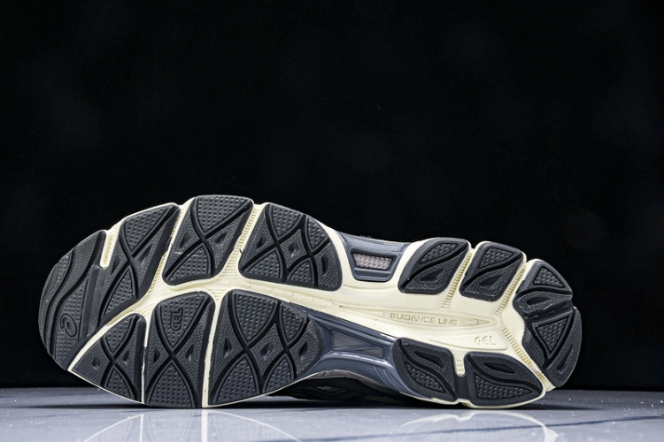 Asics Gel-NYC 1201A789-250