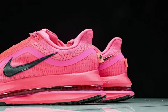 Nike Air Zoom Pegasus Premium HQ2592 600  