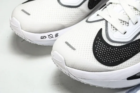 Nike Zoom Fly 6 FN8454 100 