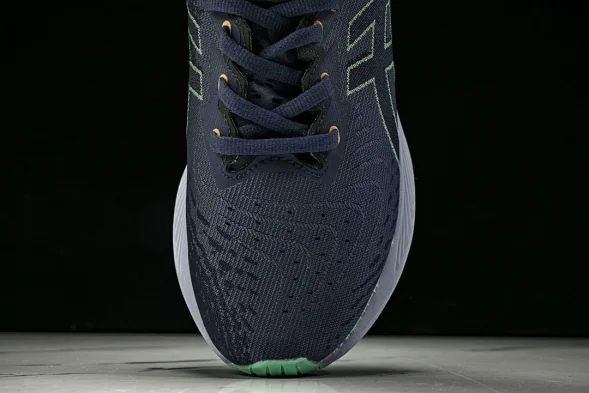 Asics Novablast 4 1012B510-401 