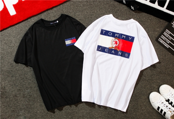  Tommy Hilfiger  