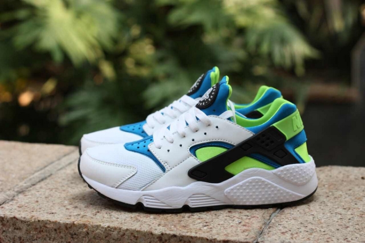 Nike Air Huarache LE 