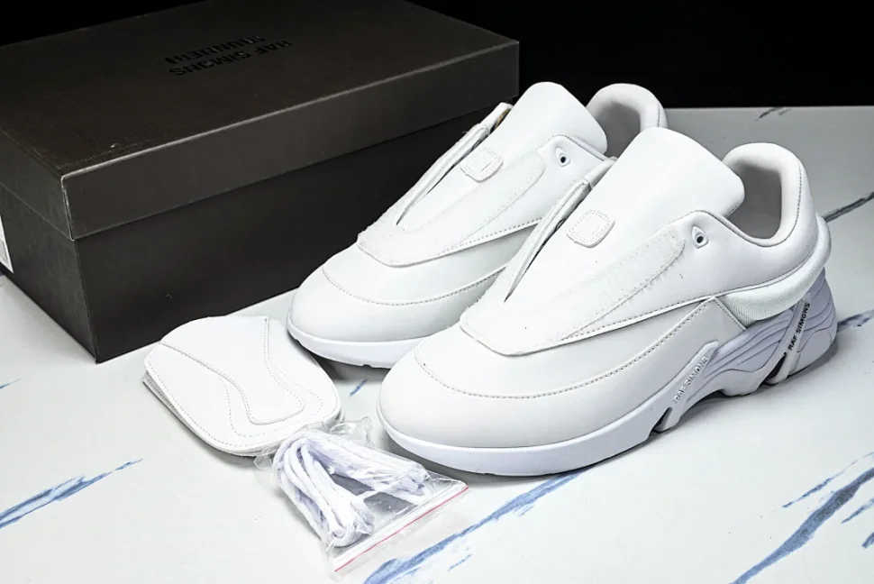 Raf Simons Cylon-21 Antei HR740001S - купить в г.Москва спортивные