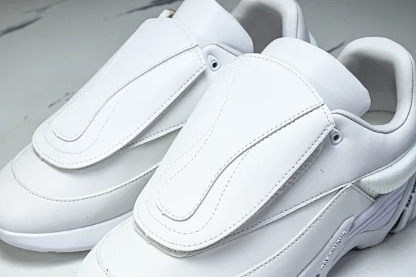 Raf Simons Cylon-21 Antei HR740001S 