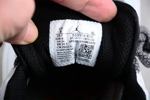Nike Air Jordan 1 low 553558-062 