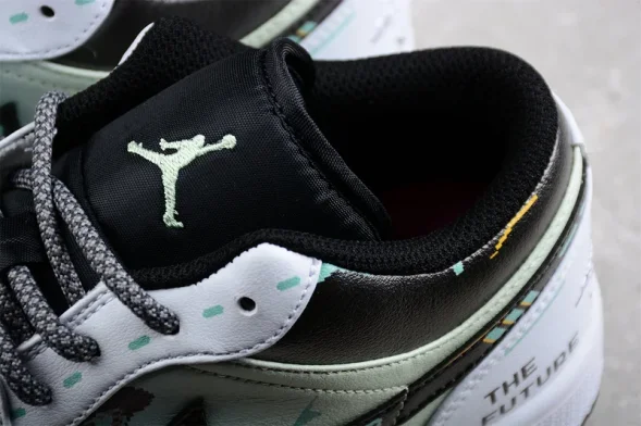 Nike Air Jordan 1 low 553558-062 