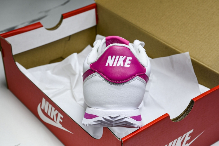  Nike Cortez Classic 904764 109