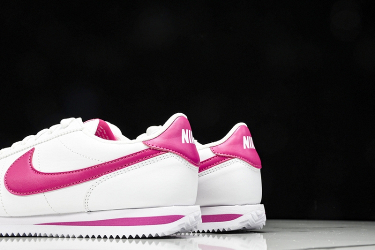  Nike Cortez Classic 904764 109
