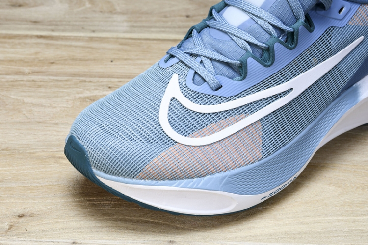 Nike Zoom Fly 5 DM8968 400