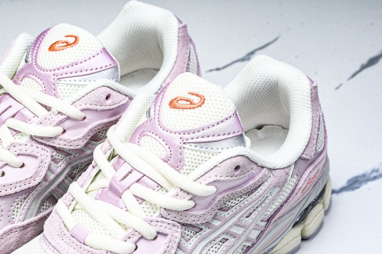 Asics Gel-NYC 1203A383-106