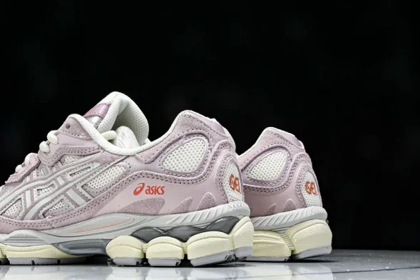 Asics Gel-NYC 1203A383-106 