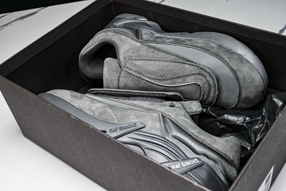 Raf Simons Cylon-21 Antei HR740001L 