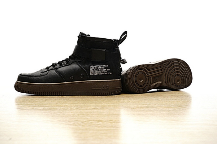 Nike SF Air Force 1 Mid QS AA7345-00