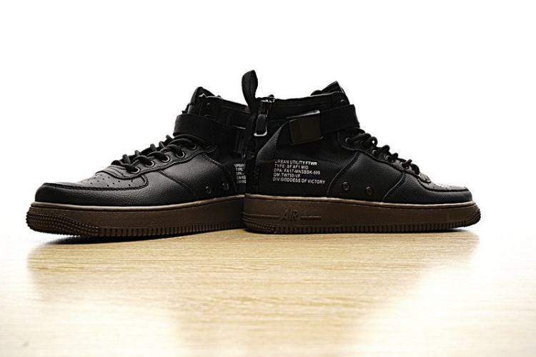 Nike SF Air Force 1 Mid QS AA7345-00