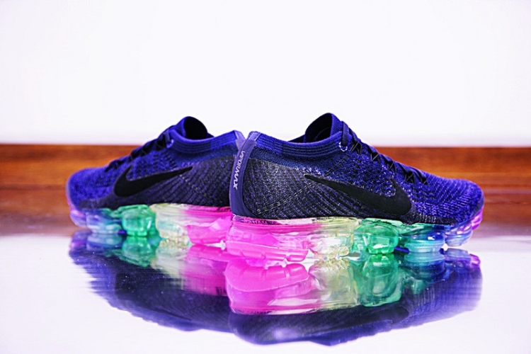 Nike Air VaporMax Flyknit 883274-400