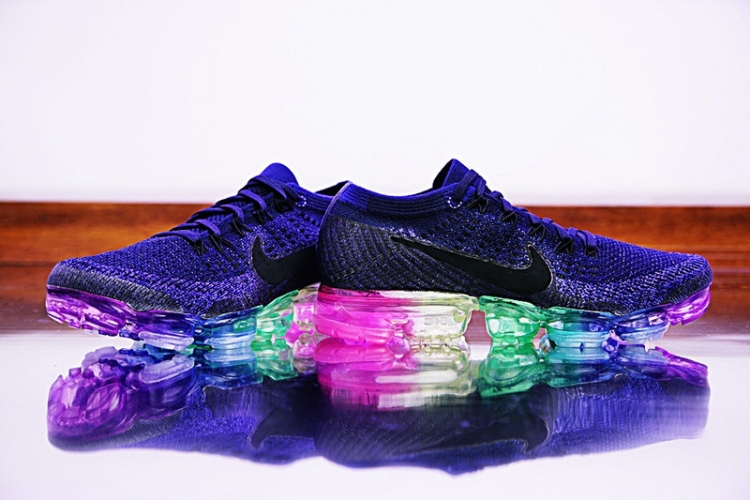 Nike Air VaporMax Flyknit 883274-400