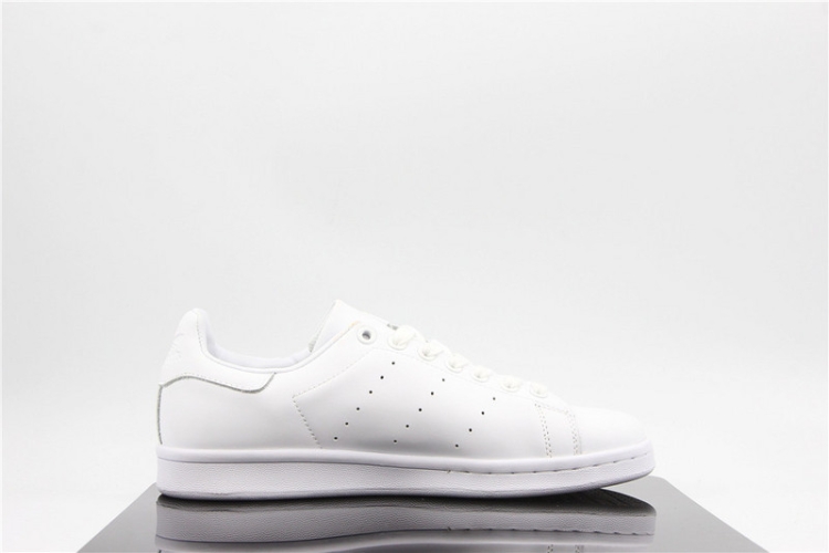 Adidas Originals Stan Smith “White White”  S75104