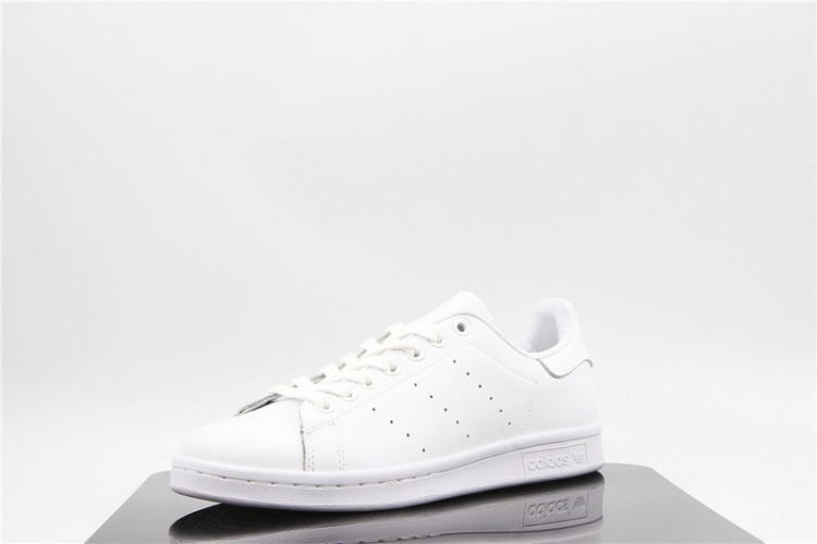 Adidas Originals Stan Smith “White White”  S75104