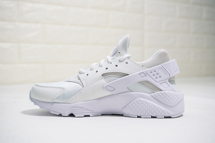 NIKE AIR HUARACHE RUN ULTRA Premium 634835-108