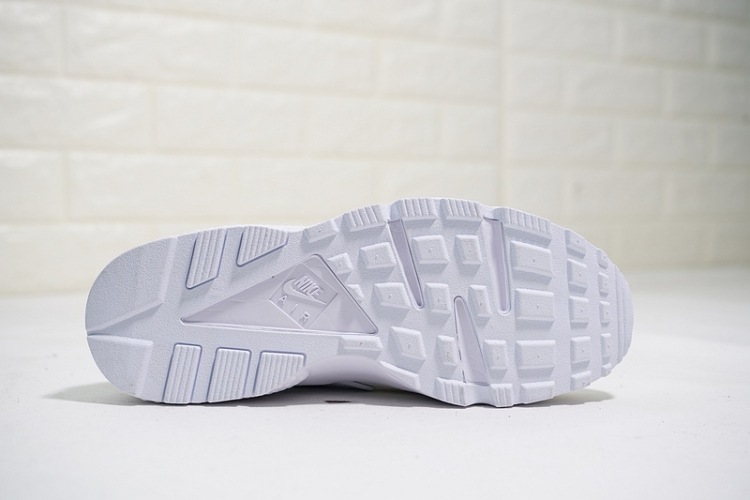 NIKE AIR HUARACHE RUN ULTRA Premium 634835-108