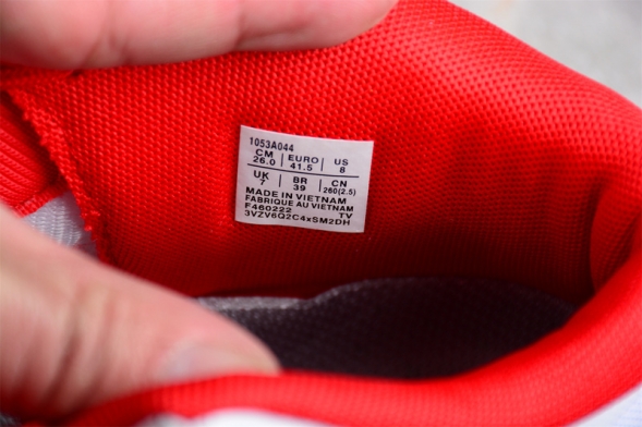 Asics V-SWIFT FF MT 3 1053AO44-101  