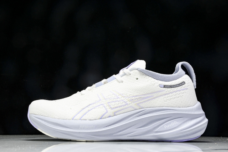 Asics Gel-Nimbus 26 1011B794-100