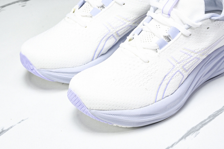 Asics Gel-Nimbus 26 1011B794-100