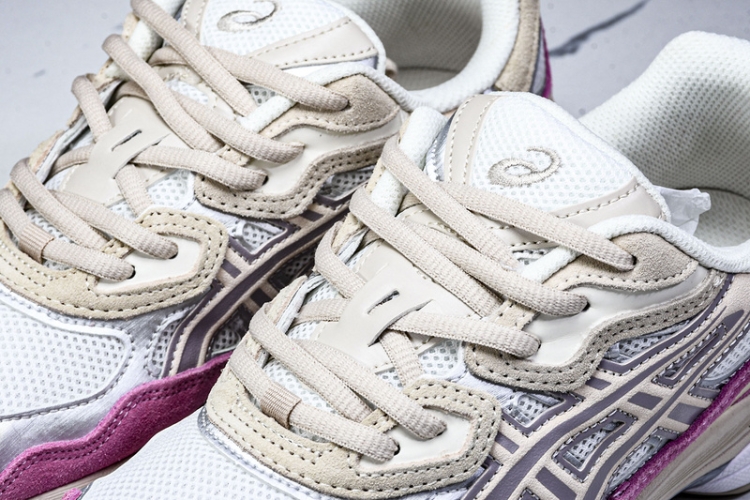 Asics Gel-NYC 1203A383-104